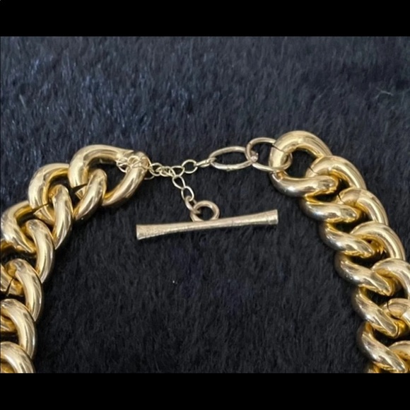 Vintage NAPIER Goldtone Circle Pendant Necklace & Earrings Set - Picture 2 of 6